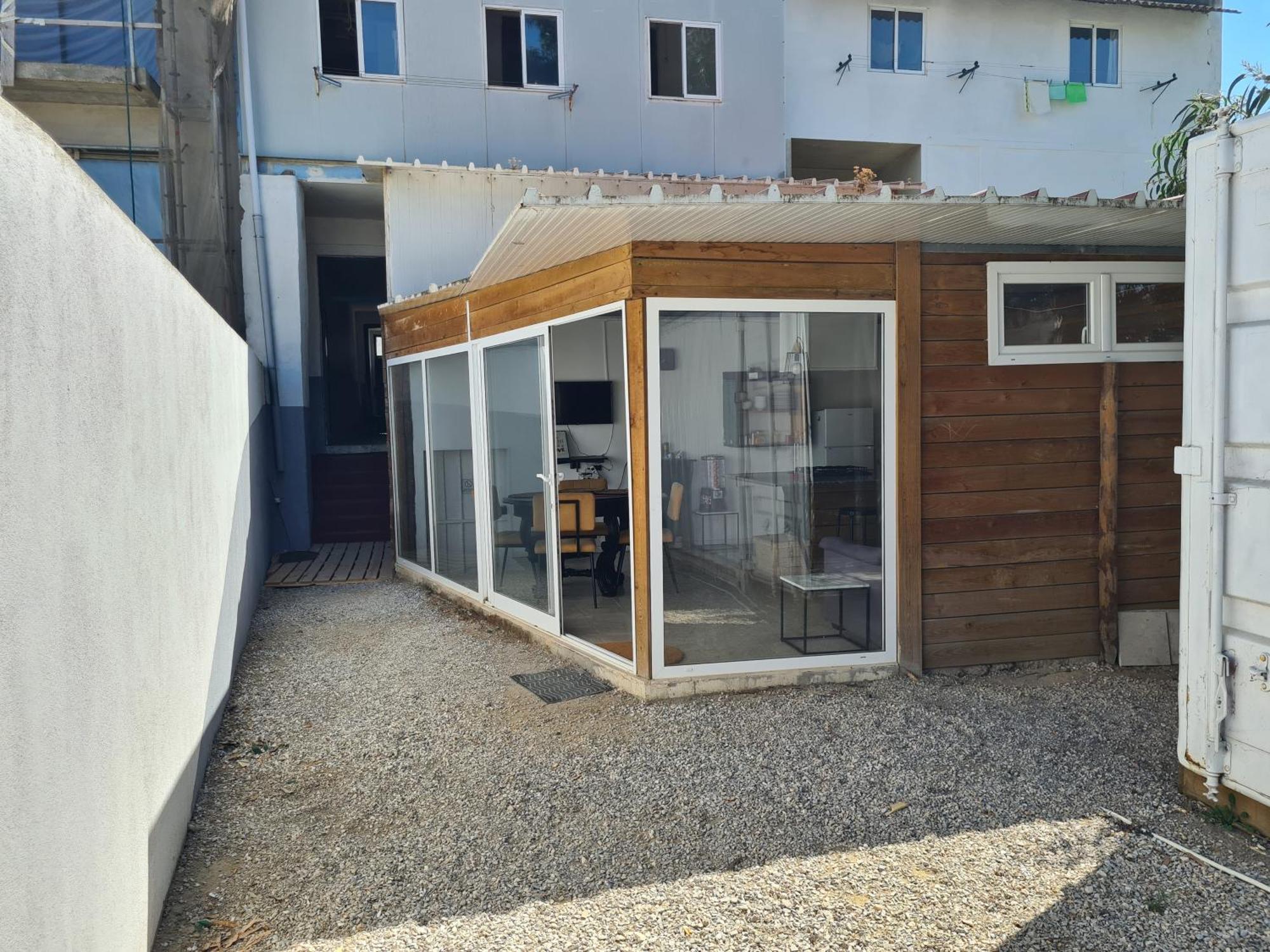 הוסטל ליסבון Casa Vale Ecotainer מראה חיצוני תמונה