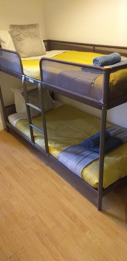 הוסטל ליסבון Casa Vale Ecotainer מראה חיצוני תמונה